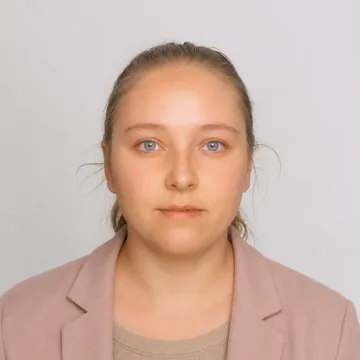 Aylin Lübker Toy